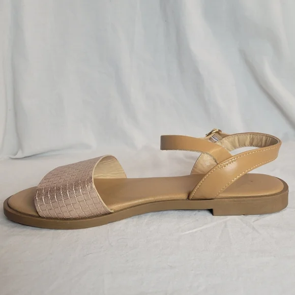 XOXO Rose Gold Faux Woven Leather Ankle Strap Sandals Size 8 - Picture 4 of 11